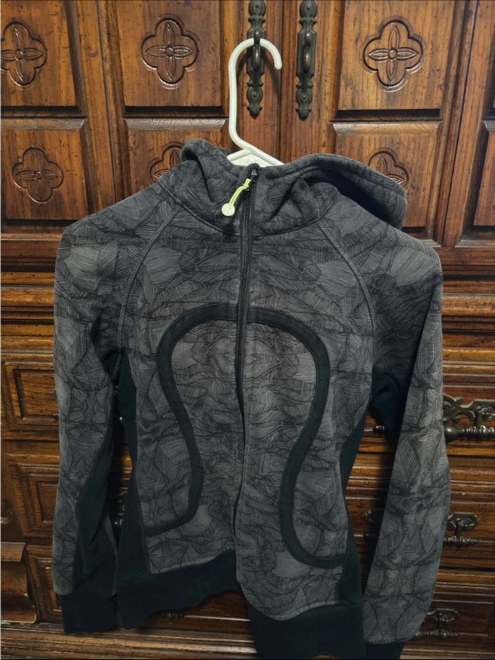 lululemon athletica Gray Patterned Hooded Zip Bomber Jacket